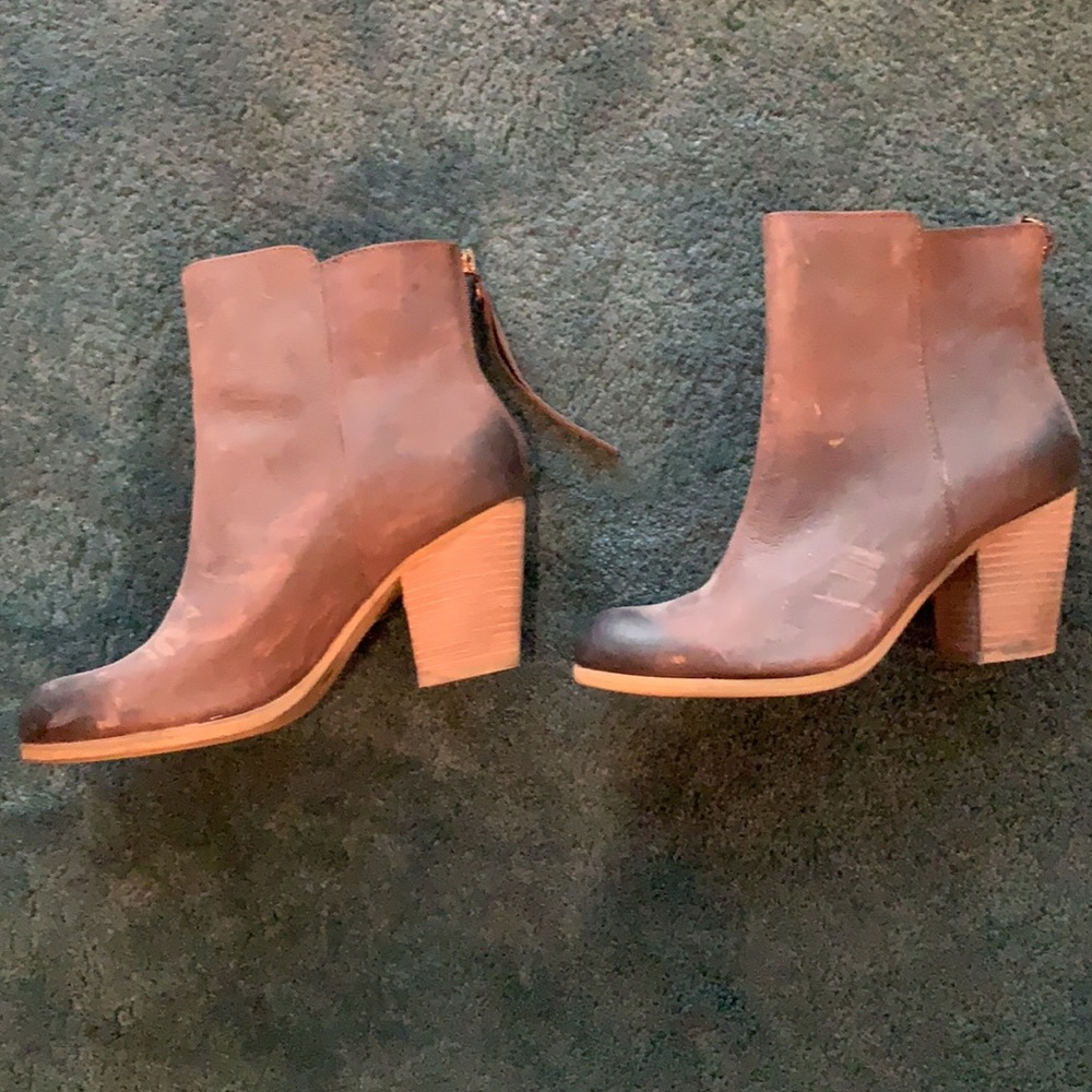 Ralph Lauren boots - Picture 2 of 9